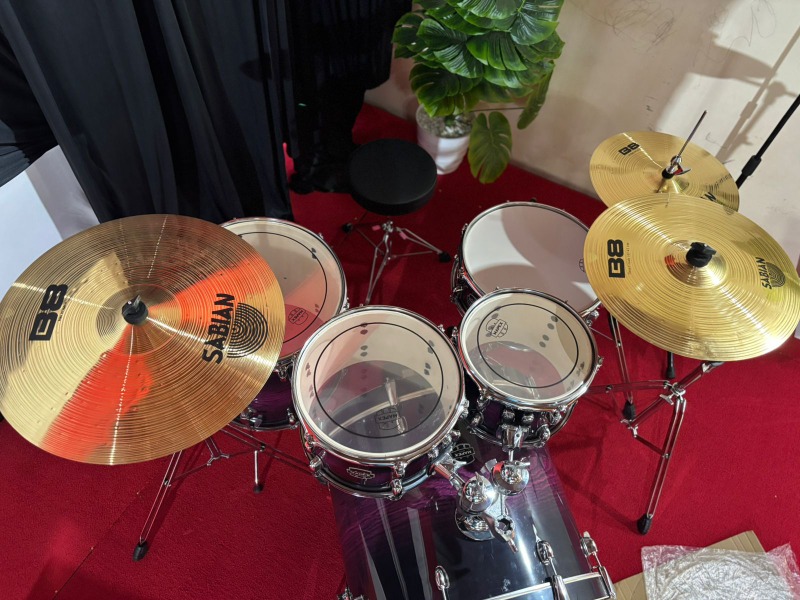 Mapex Venus  5-piece Rock Complete Drum Set 